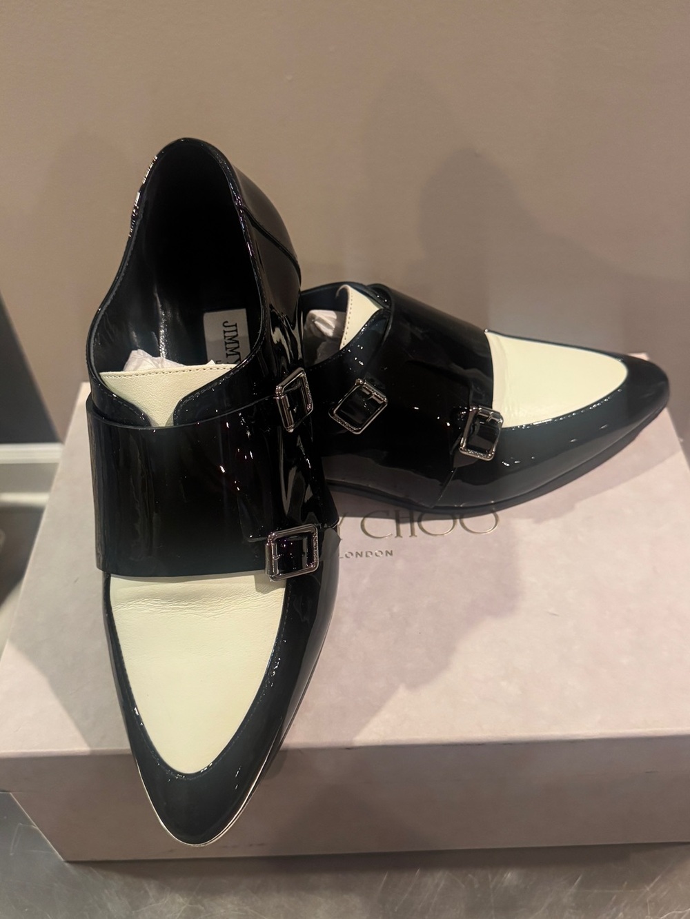 Jimmy Choo Black & White Patent/Textured Leather Shoes – Size 37.5 - Picture 6 of 7